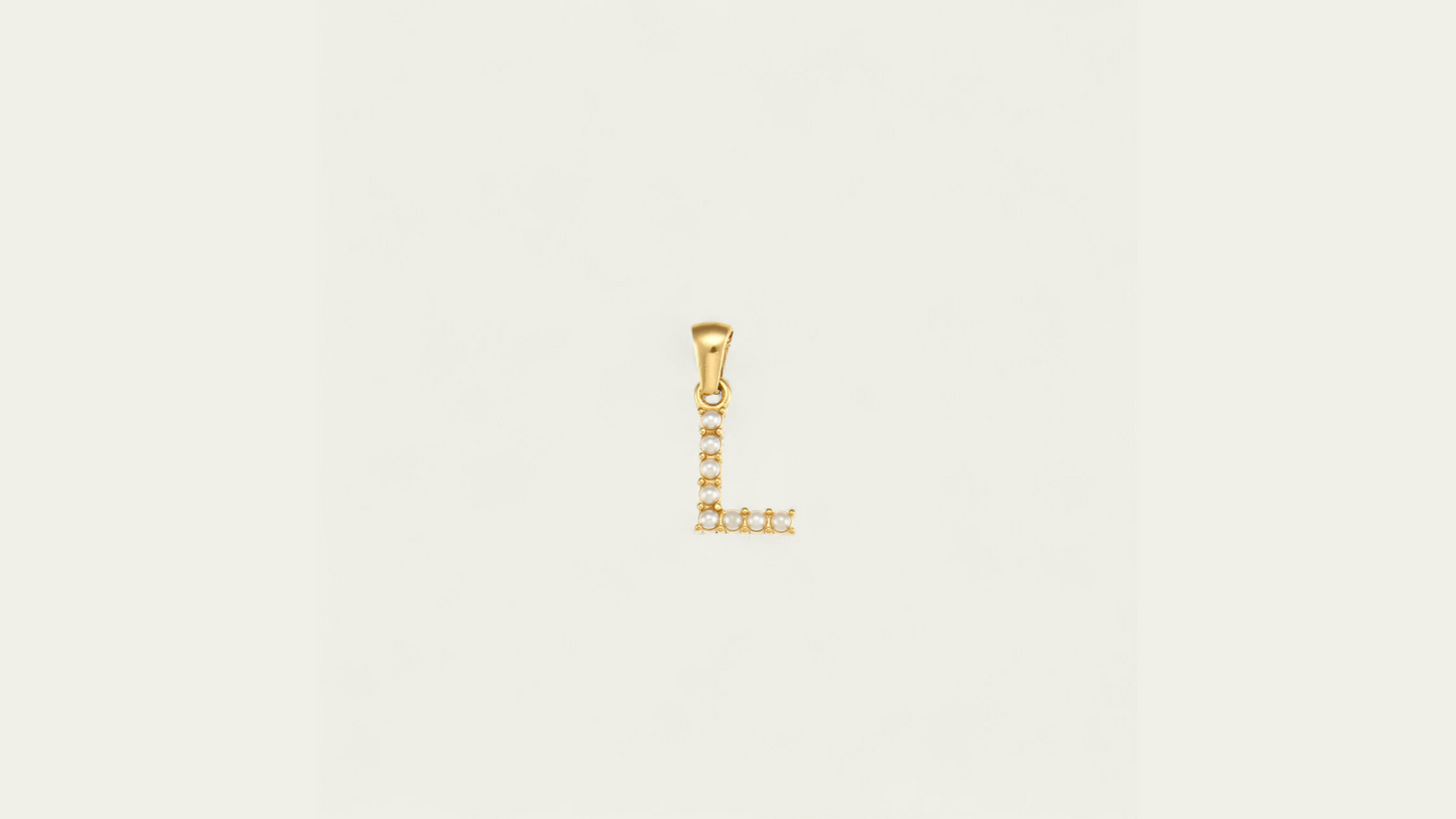 Charm Lettre "L"  avec perles Nacrées, doré ( chaine offerte )